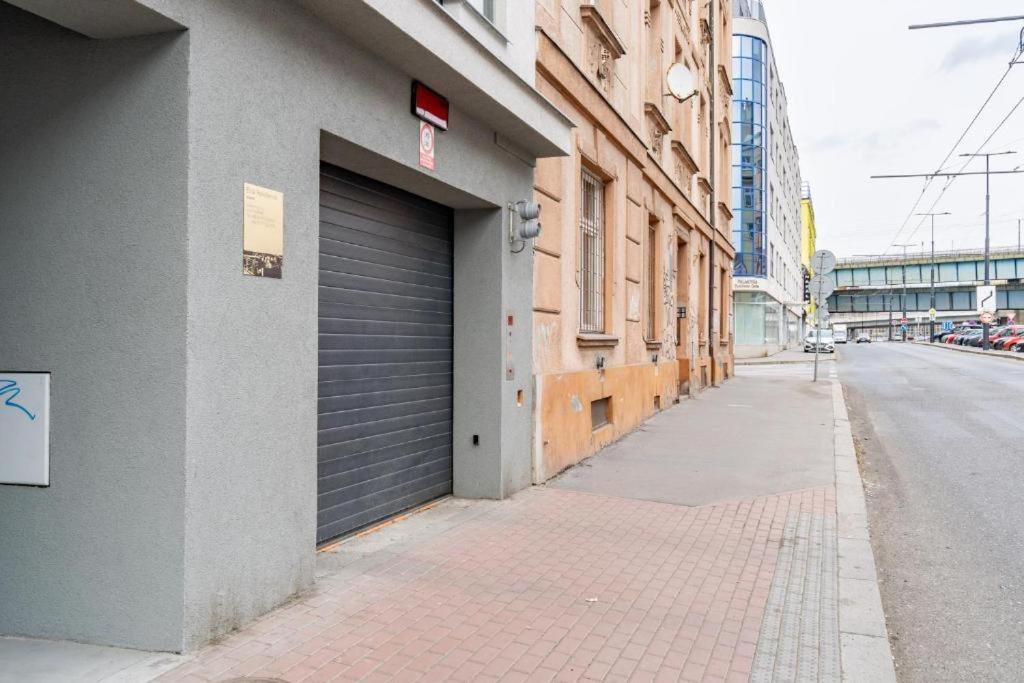 Lägenhet Brand New Two #23 With Free Parking In The Center